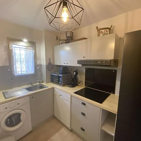 Appartement Sm1056 Maxime Appt 3 Pieces 6 Couchages Sainte-Maxime